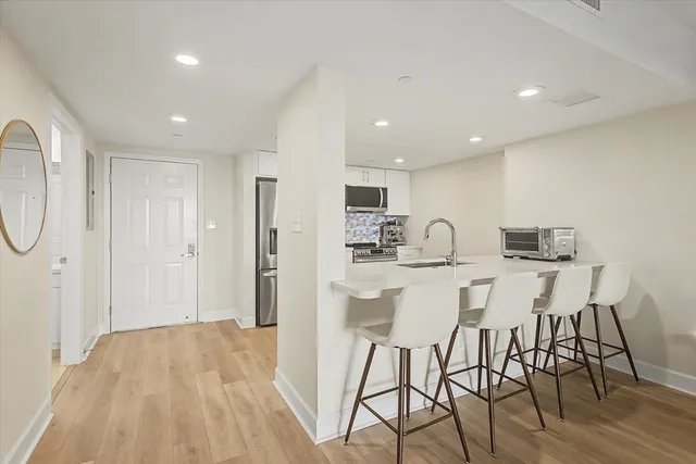 $319,900 | 300 South Duval Street, Unit 1608, Tallahassee, FL 32301