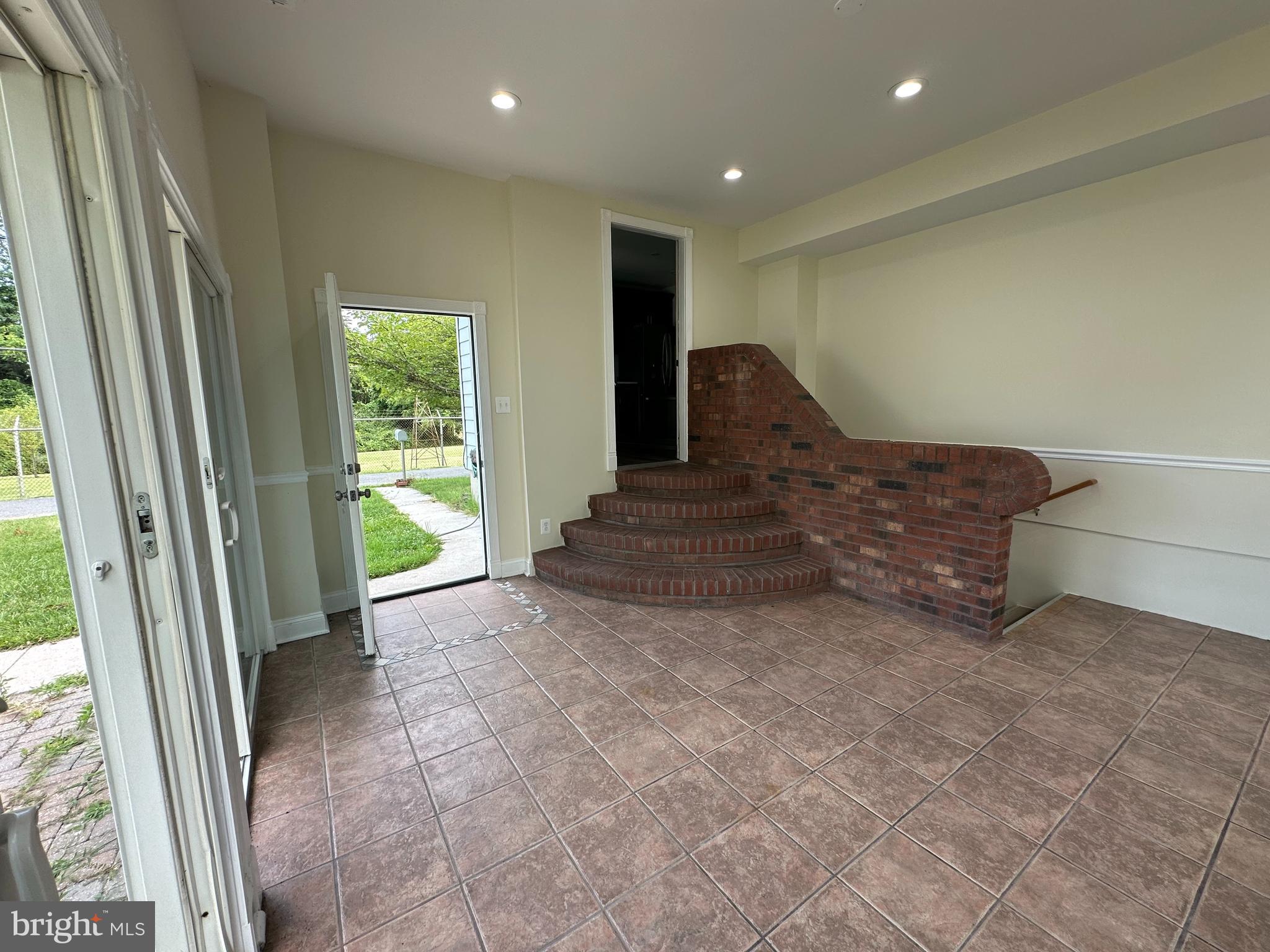 19 Lynbrook Road Middle River, MD 21220 - Photo 32 of 37