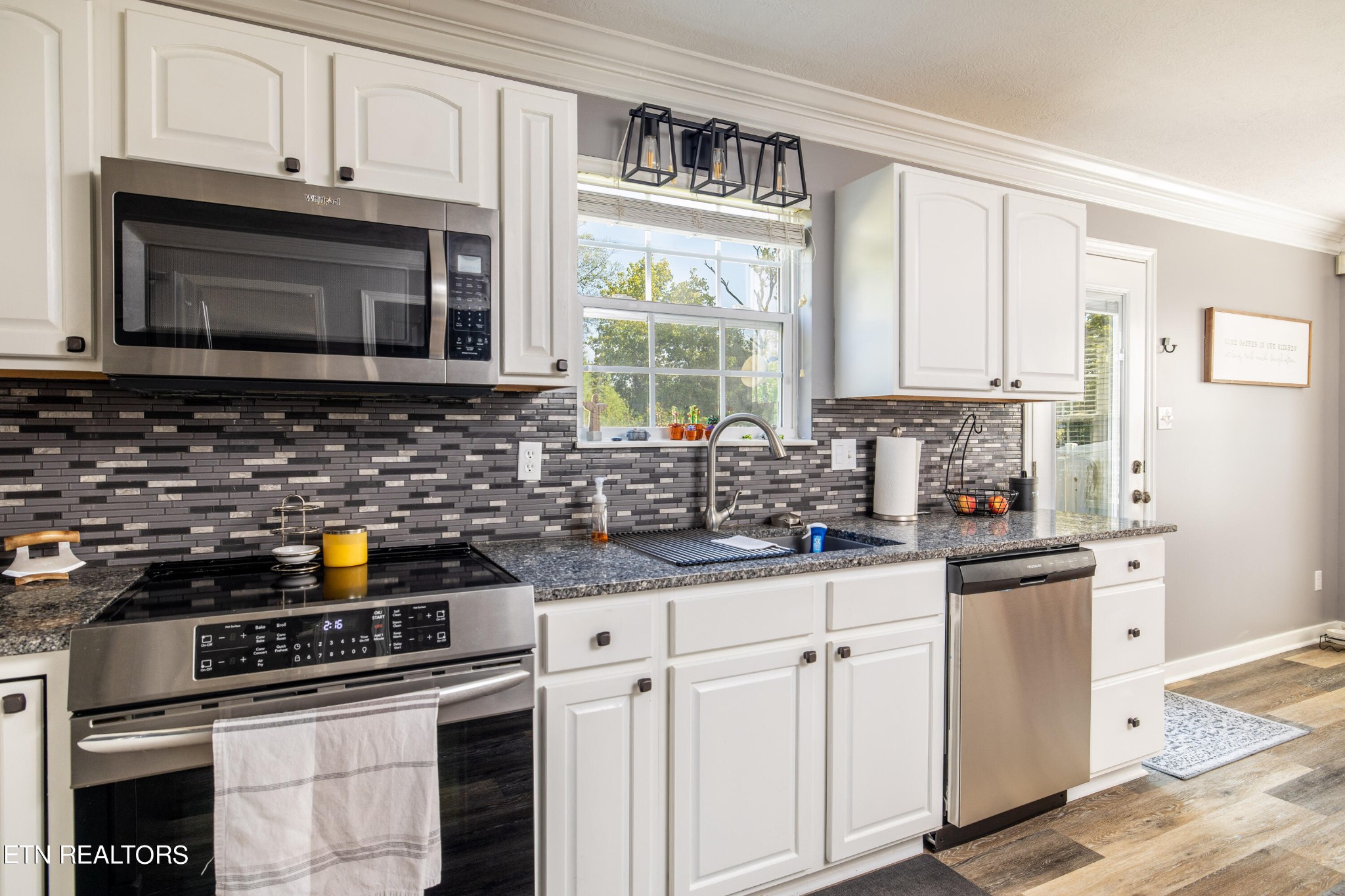 2430 Middlebrook Ridge Lane Knoxville, TN 37931 - Photo 17 of 42 Gallery Image 17
