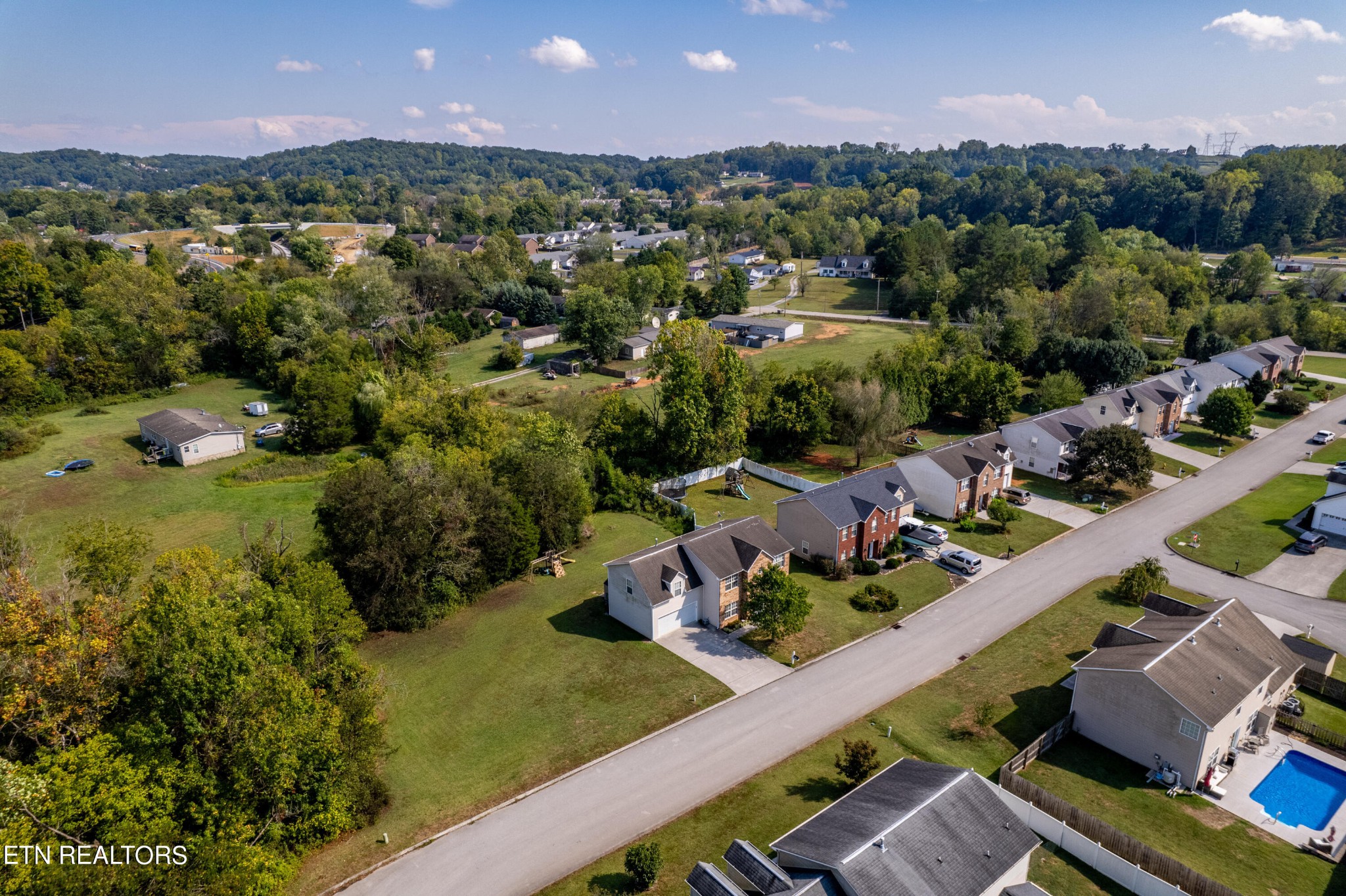 2430 Middlebrook Ridge Lane Knoxville, TN 37931 - Photo 35 of 42 Gallery Image 35