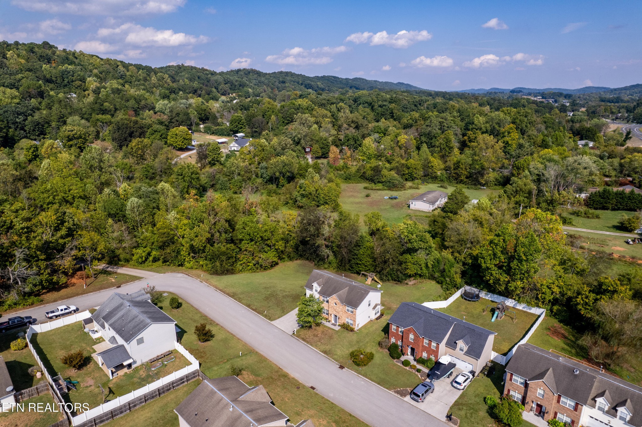 2430 Middlebrook Ridge Lane Knoxville, TN 37931 - Photo 37 of 42 Gallery Image 37