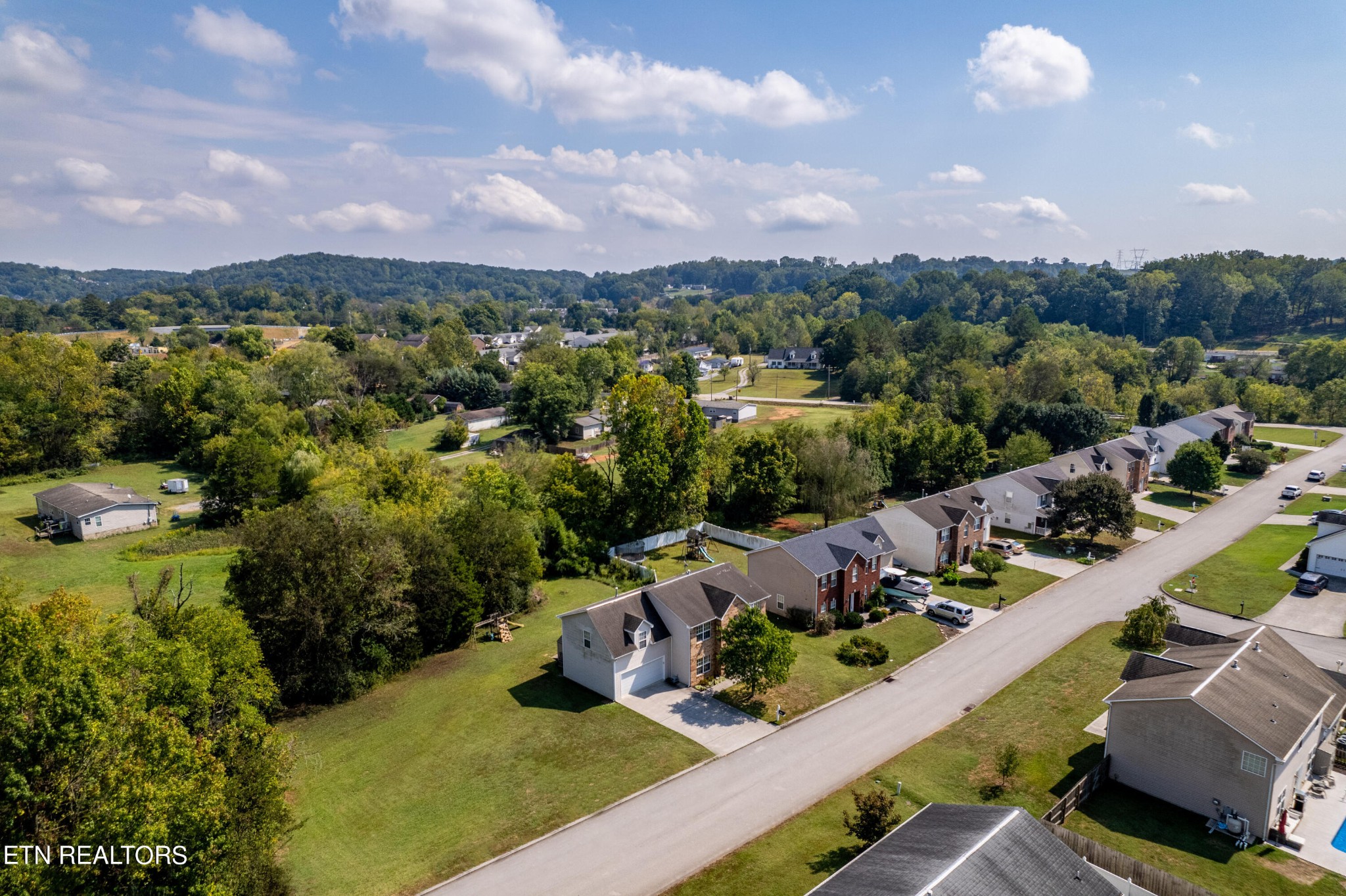 2430 Middlebrook Ridge Lane Knoxville, TN 37931 - Photo 38 of 42 Gallery Image 38