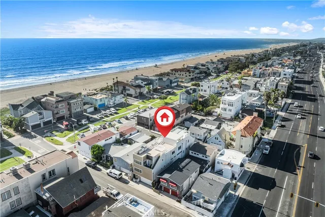 $2,450,000 | 17081 5th Street, Sunset Beach, CA 90742