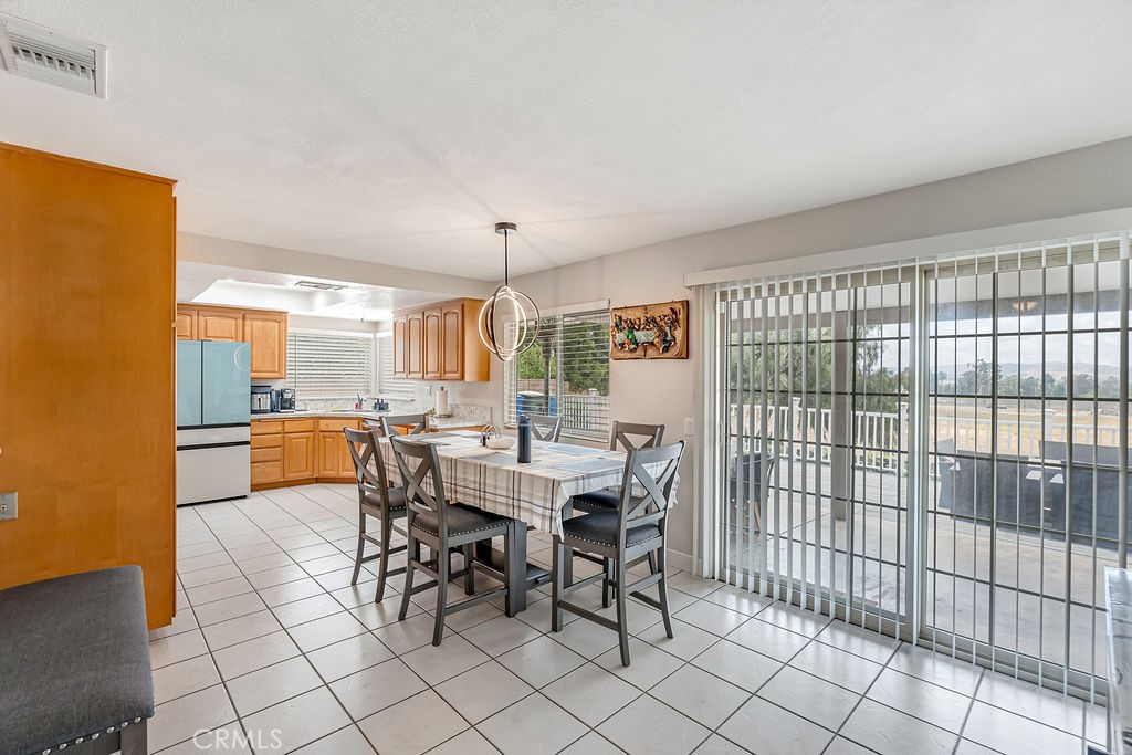 2965 East Mirada Road Highland, CA 92346 - Photo 10 of 29