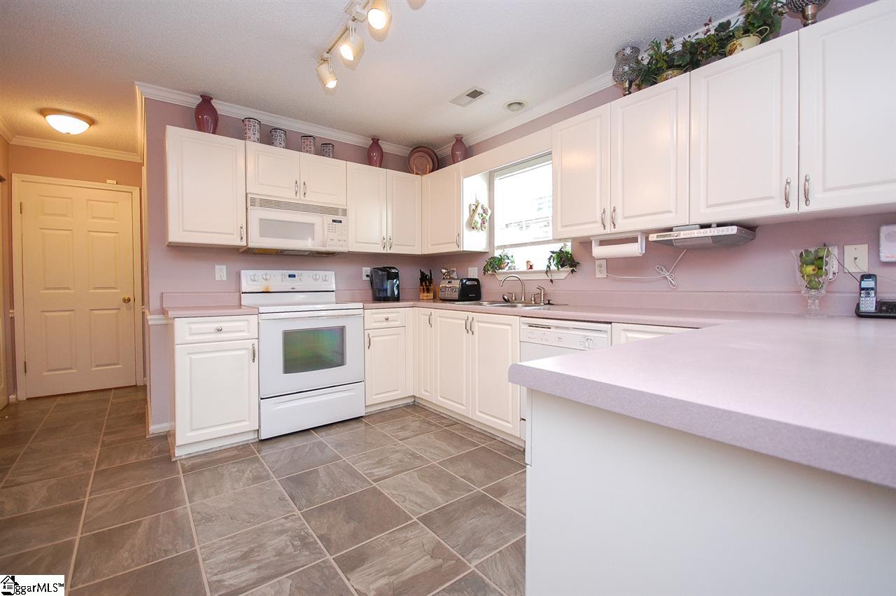 115 Riverside Chase Circle Greer, SC 29650 - Photo 13 of 31 Gallery Image 13
