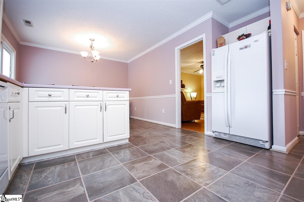 115 Riverside Chase Circle Greer, SC 29650 - Photo 14 of 31 Gallery Image 14