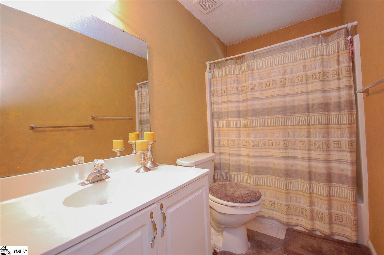 115 Riverside Chase Circle Greer, SC 29650 - Photo 25 of 31 Gallery Image 25