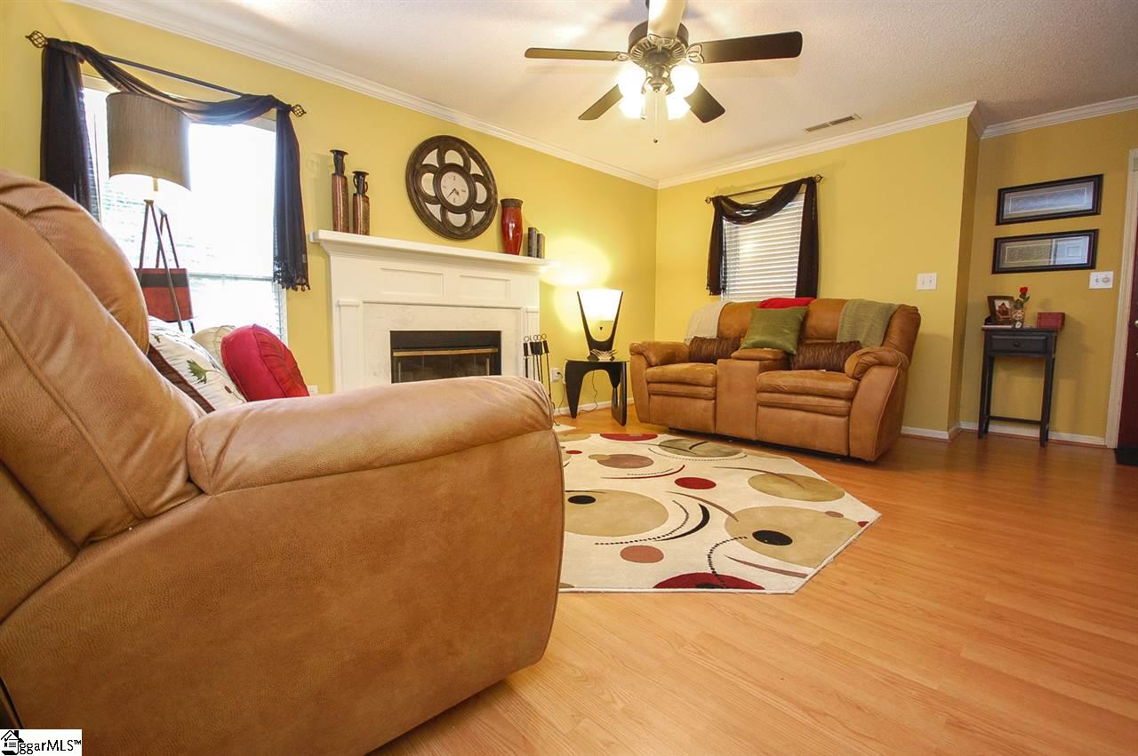 115 Riverside Chase Circle Greer, SC 29650 - Photo 10 of 31 Gallery Image 10