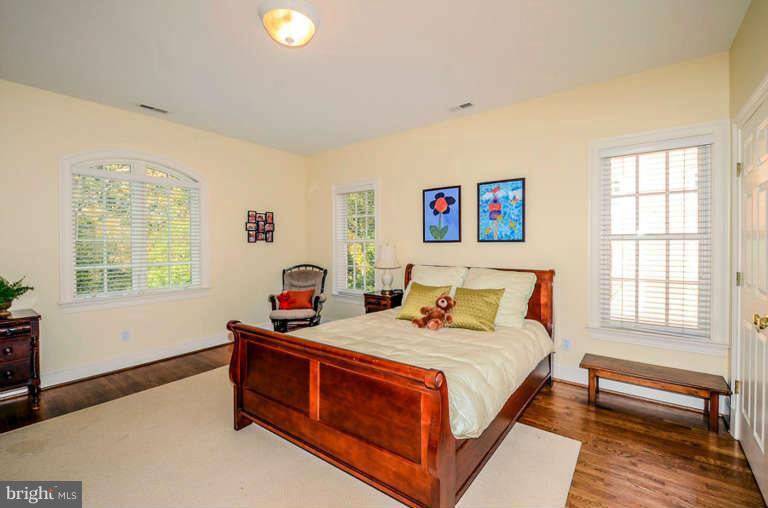 3722 Cardiff Road Chevy Chase, MD 20815 - Photo 26 of 30 Bedroom