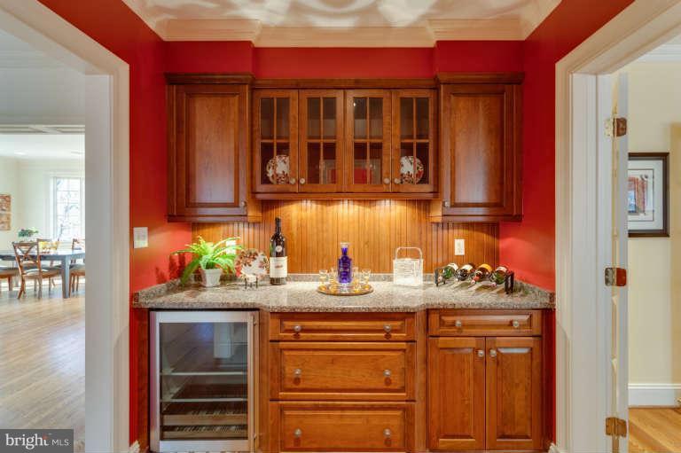 3722 Cardiff Road Chevy Chase, MD 20815 - Photo 5 of 30 Interior (General)