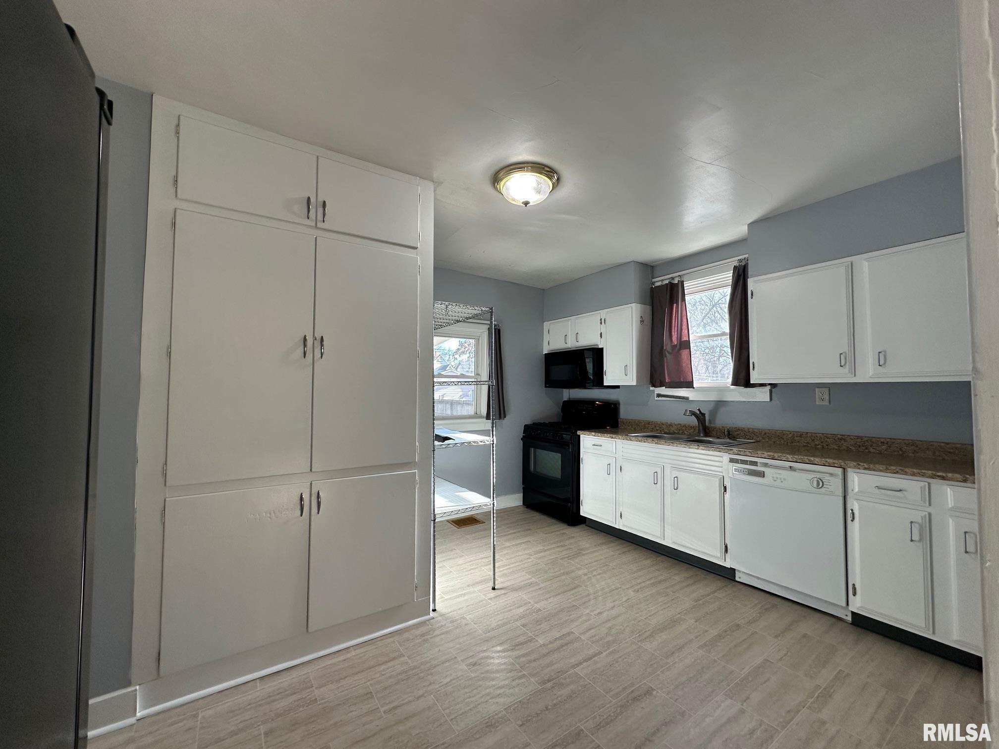 146 North State Street Springfield, IL 62702 - Photo 8 of 16