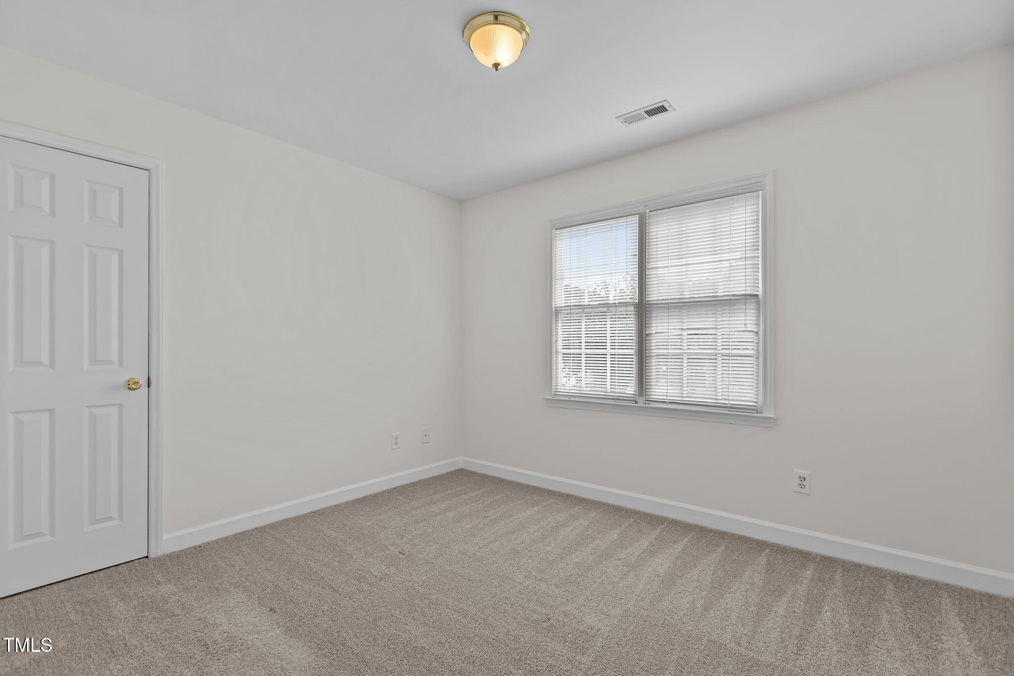 1401 Patterson Grove Road Apex, NC 27502 - Photo 32 of 54 27-web-or-mls-2N6A9049