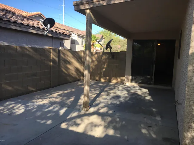 $1,895 | 18611 North 22nd Street, Unit 9, Phoenix, AZ 85024