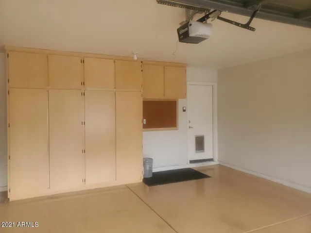 $1,895 | 18611 North 22nd Street, Unit 9, Phoenix, AZ 85024