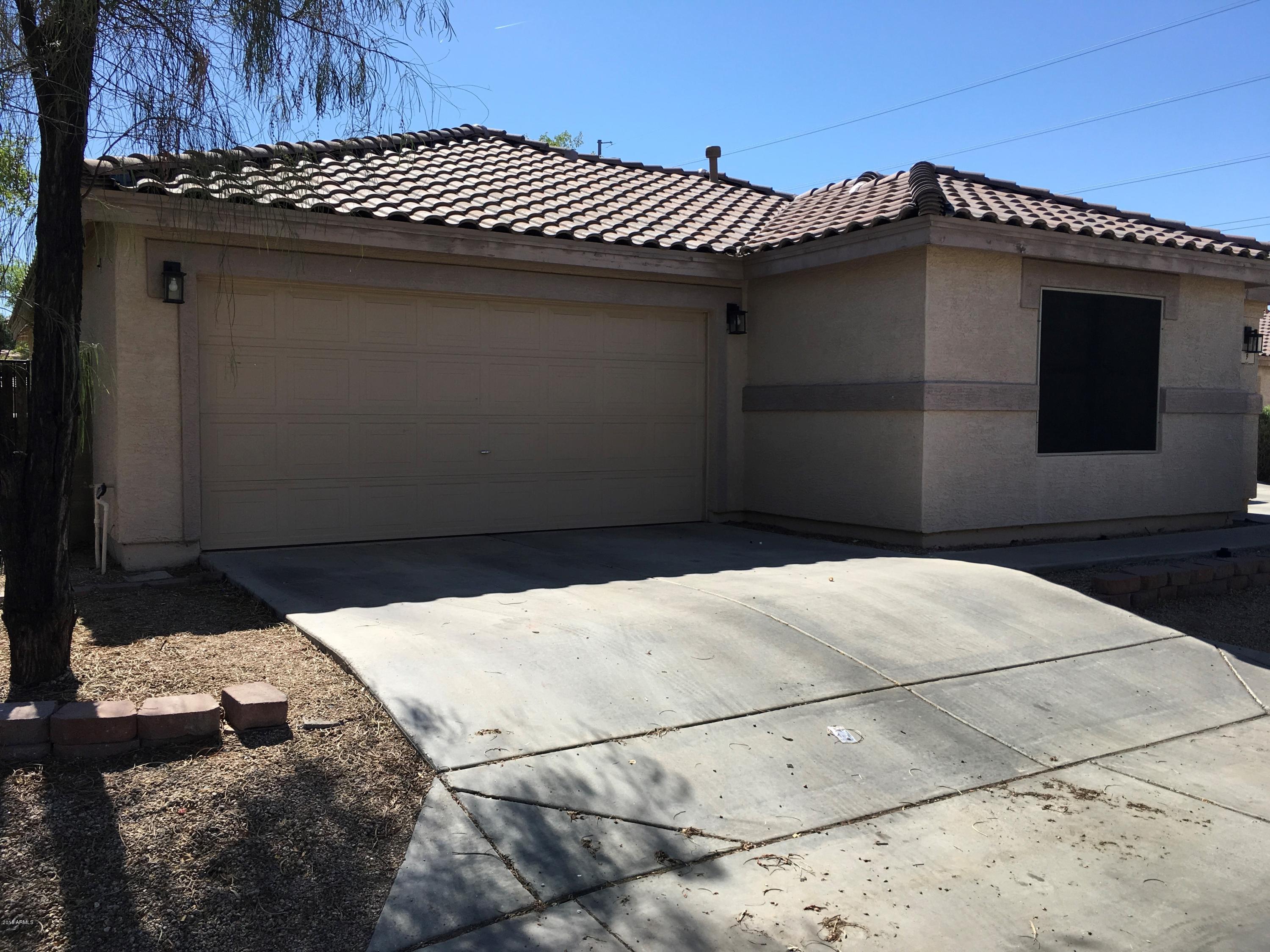 18611 North 22nd Street, Unit 9 Phoenix, AZ 85024 - Photo 18 of 18 a front view of a house