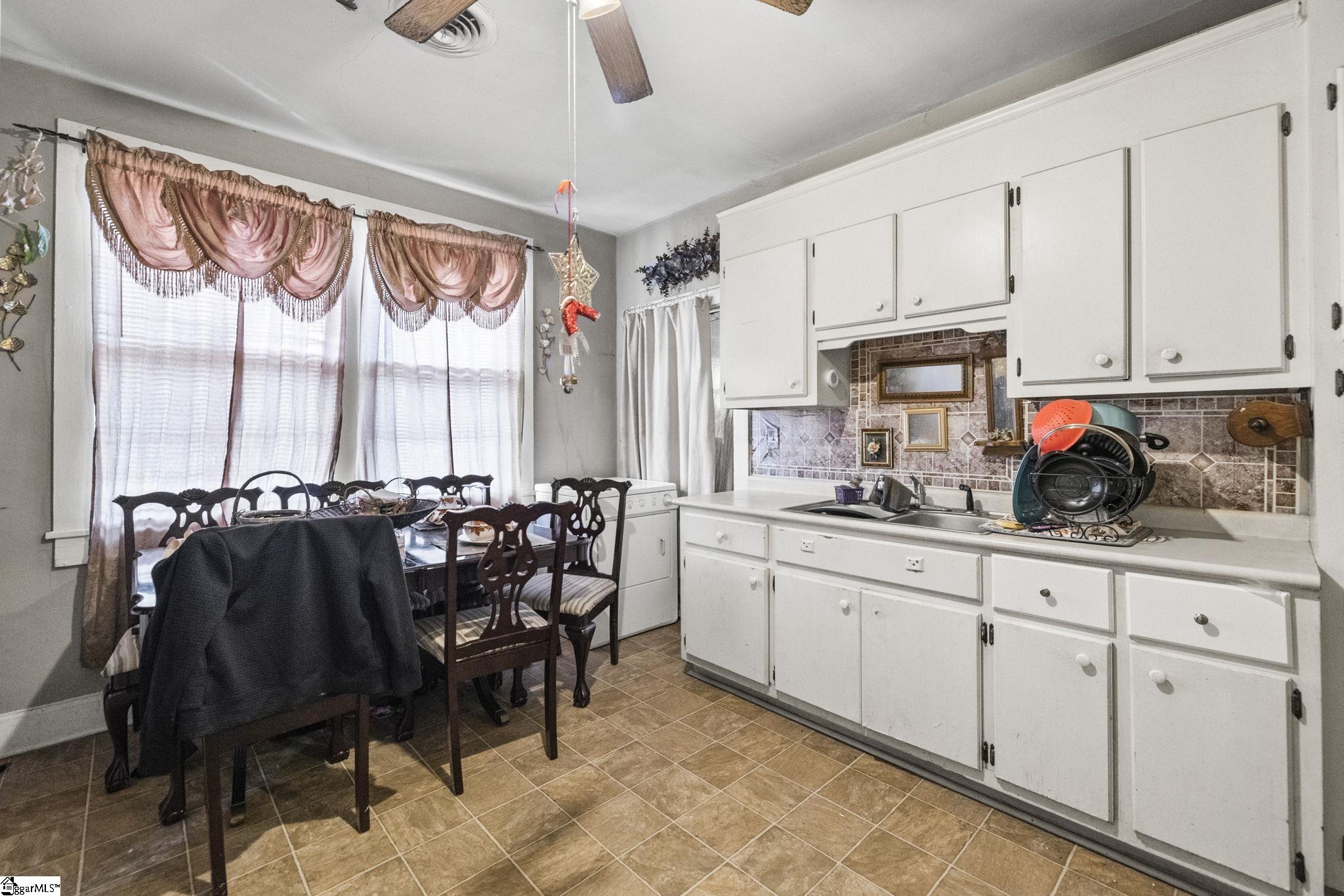136 Rice Street Belton, SC 29627 - Photo 8 of 18