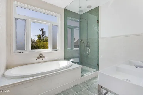 $10,500 | 1307 Lucile Avenue, Los Angeles, CA 90026