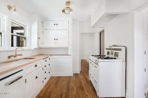 $10,500 | 1307 Lucile Avenue, Los Angeles, CA 90026