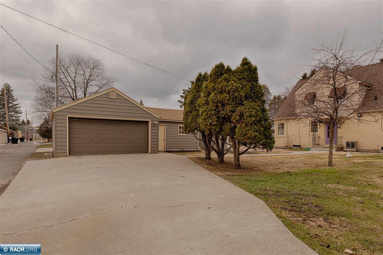 808 3rd Street South Virginia, MN 55792 - Photo 18 of 34