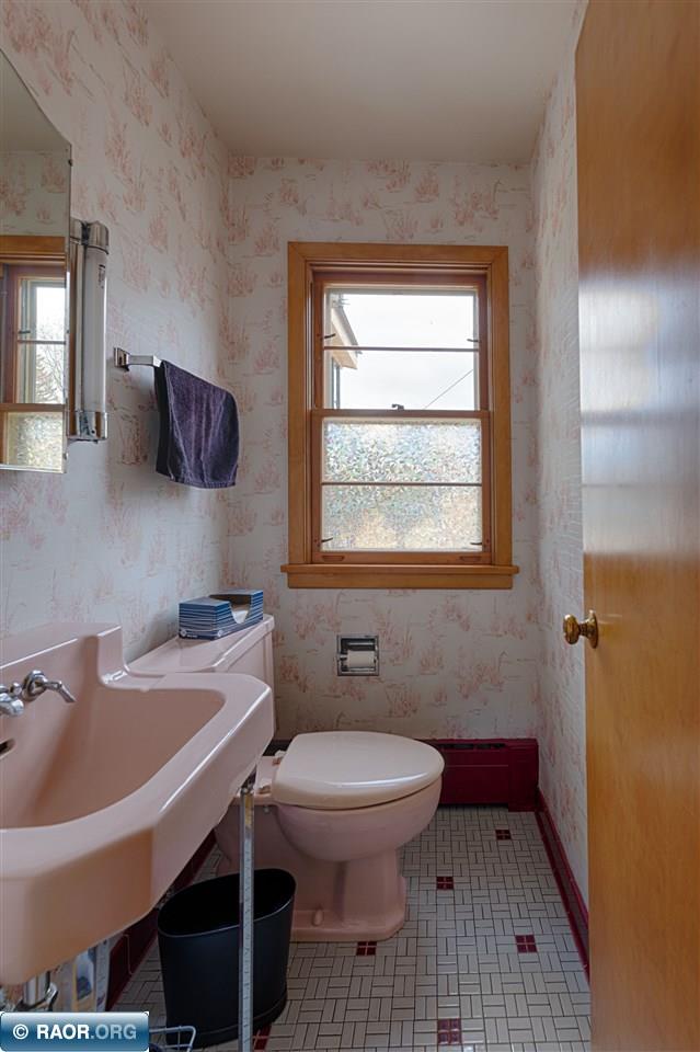 808 3rd Street South Virginia, MN 55792 - Photo 23 of 34