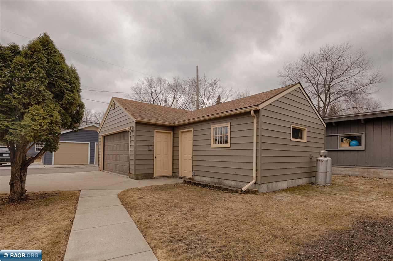 808 3rd Street South Virginia, MN 55792 - Photo 31 of 34
