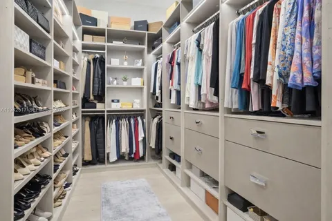 $5,300,000 | 510 Northeast 4th Lane, Boca Raton, FL 33432