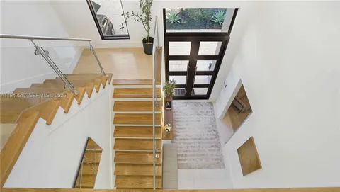 $5,300,000 | 510 Northeast 4th Lane, Boca Raton, FL 33432