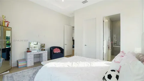 $5,300,000 | 510 Northeast 4th Lane, Boca Raton, FL 33432