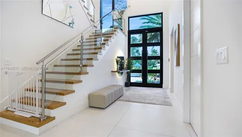 $5,300,000 | 510 Northeast 4th Lane, Boca Raton, FL 33432