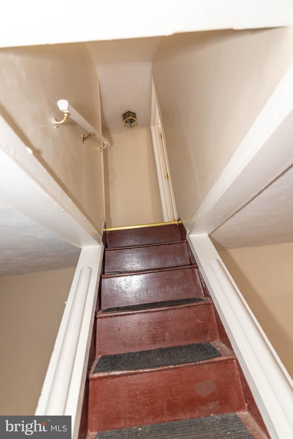 1622 Patapsco Street Baltimore, MD 21230 - Photo 12 of 30 a view of entryway