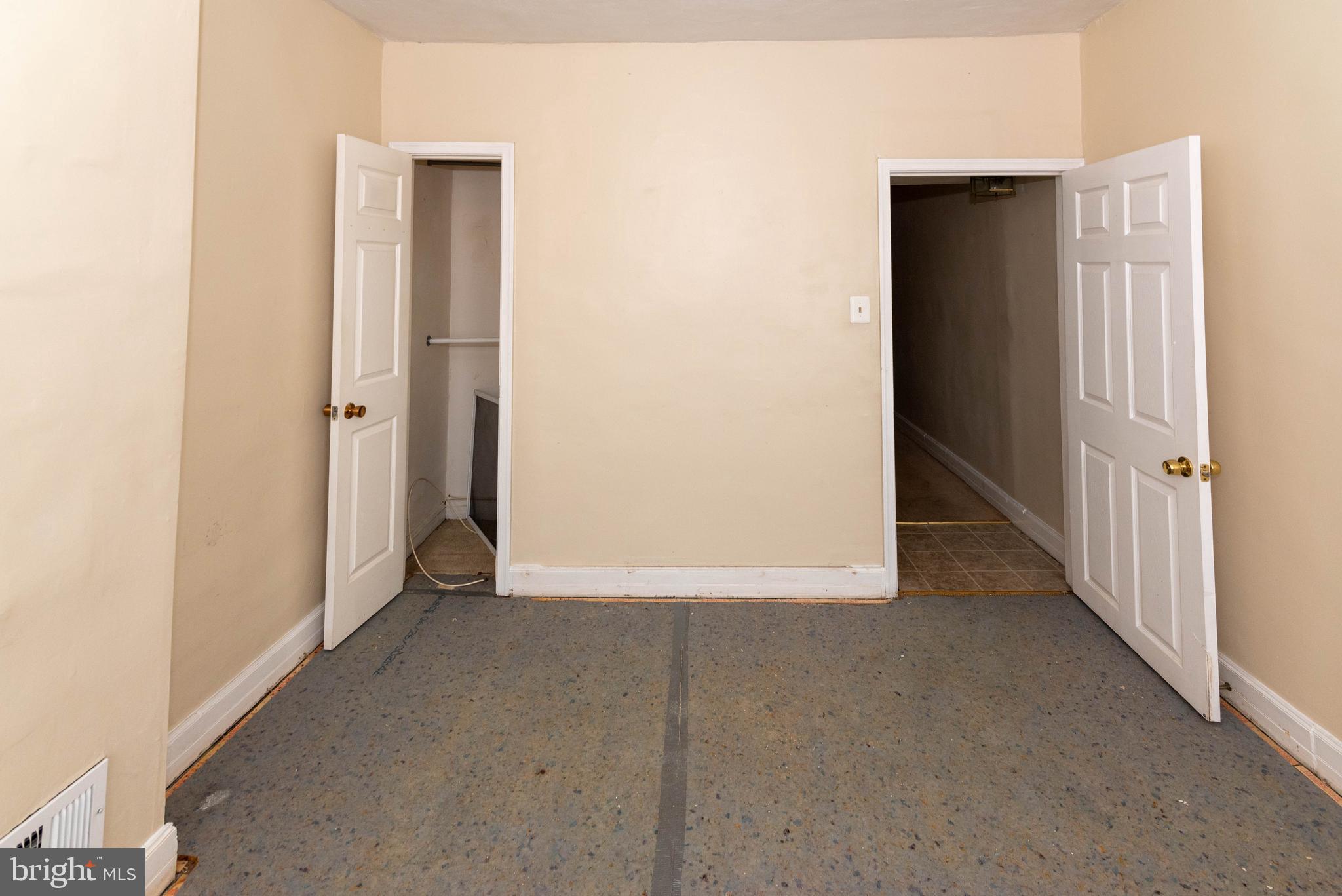 1622 Patapsco Street Baltimore, MD 21230 - Photo 14 of 30 an empty room with windows