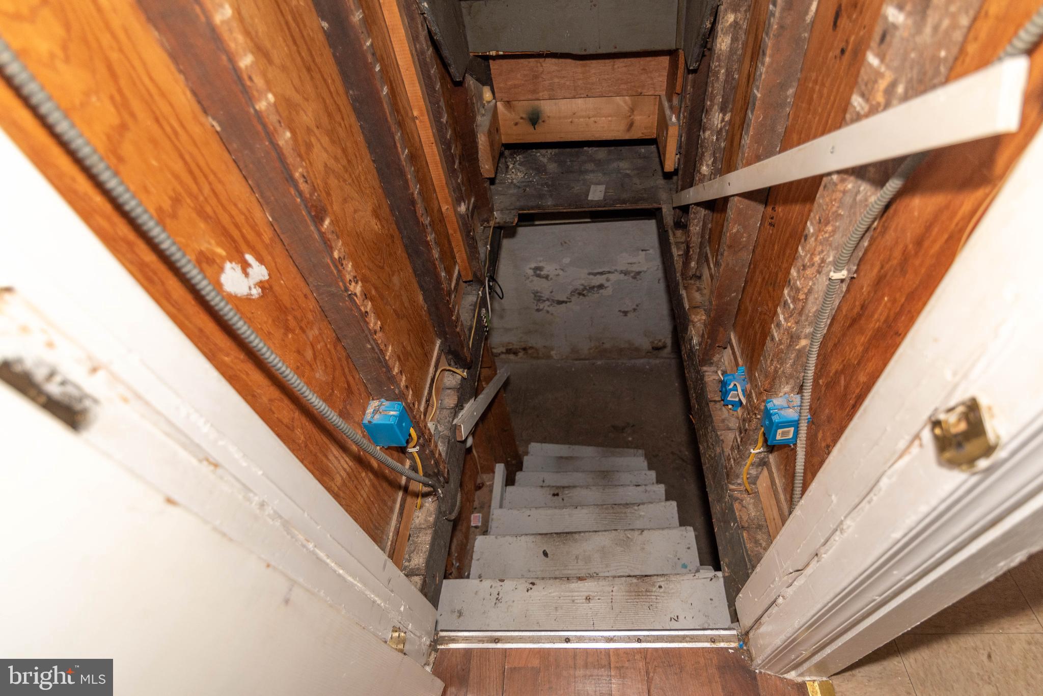 1622 Patapsco Street Baltimore, MD 21230 - Photo 23 of 30 a view of entryway