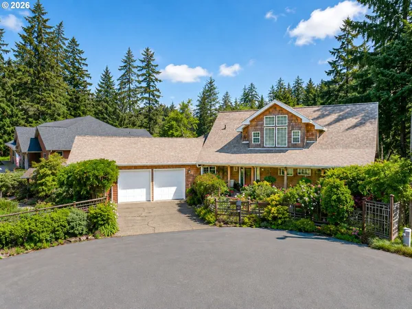 $1,250,000 | 952 Southwest Long Lake Drive, Warrenton, OR 97146