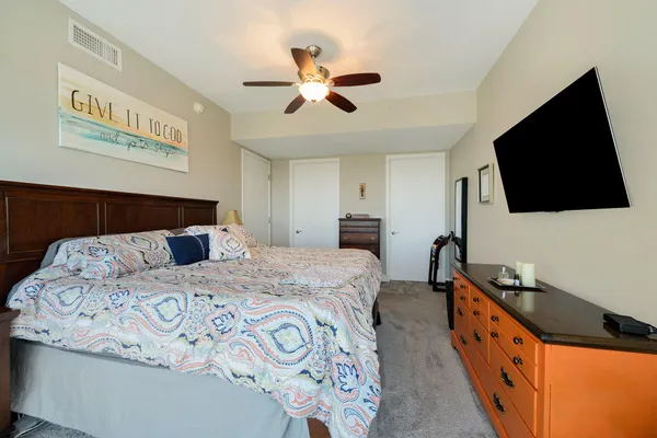 $3,500 | 335 Bridge Street Northwest, Unit 2006, Grand Rapids, MI 49504