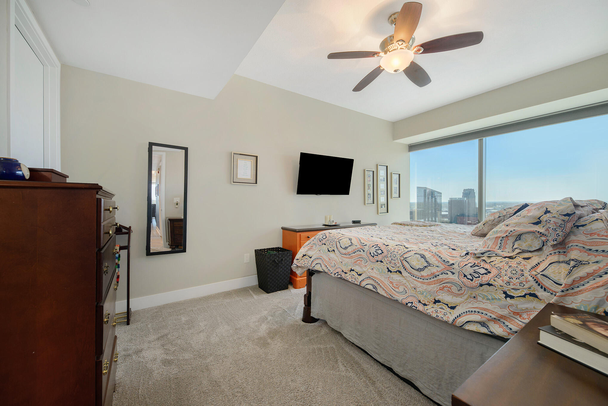 335 Bridge Street Northwest, Unit 2006 Grand Rapids, MI 49504 - Photo 22 of 38 335Bridge2006-34