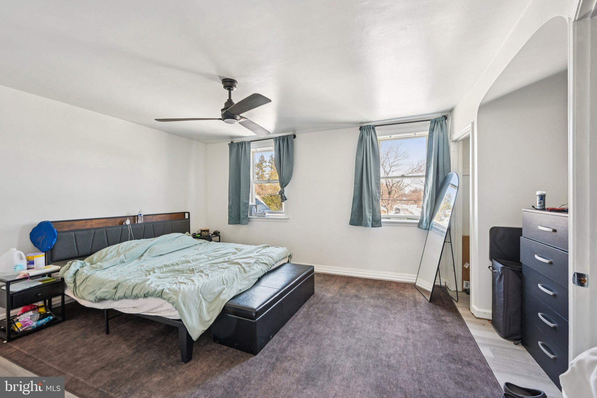 252 East Cheltenham Avenue Philadelphia, PA 19120 - Photo 11 of 23