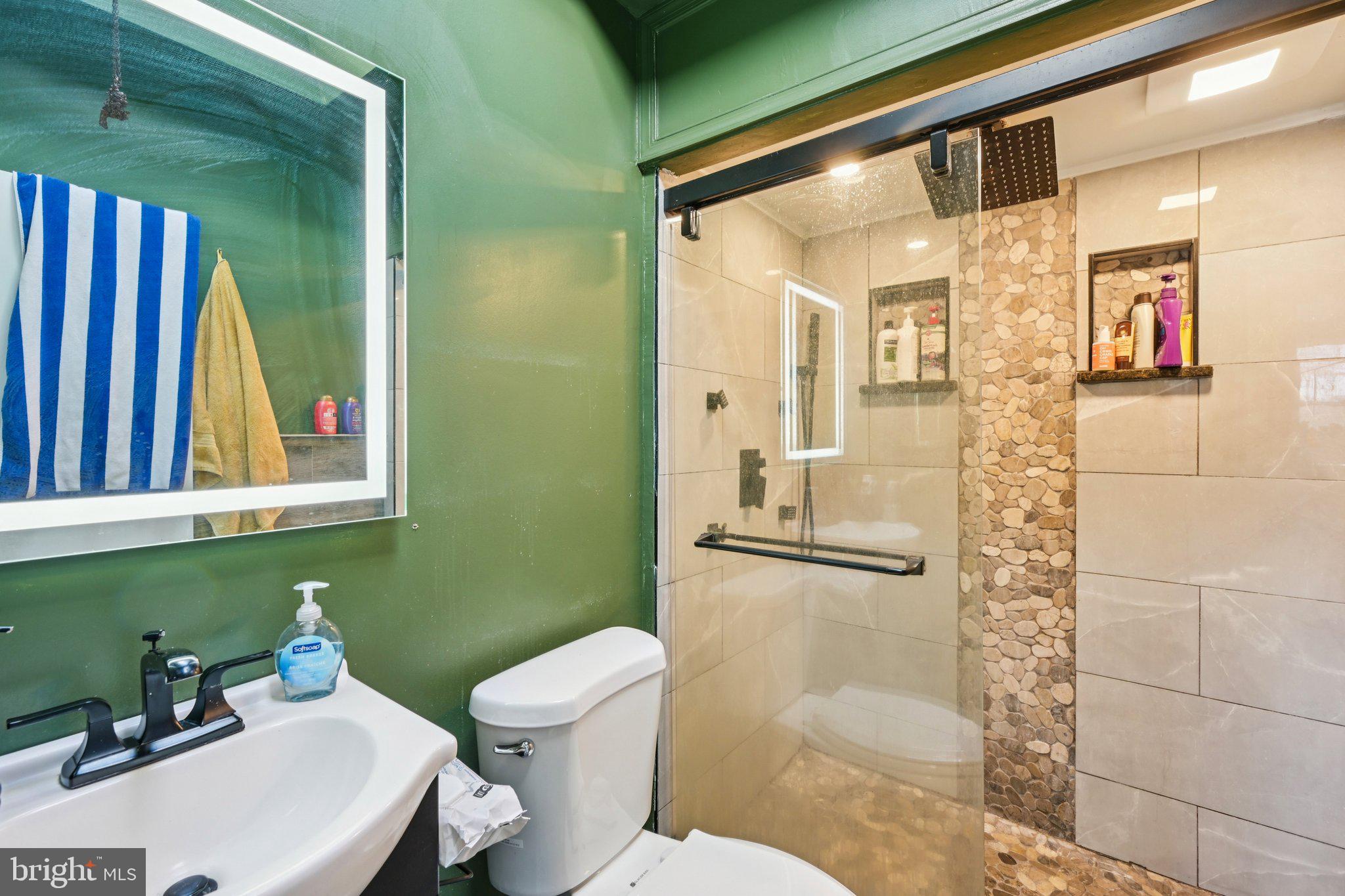 252 East Cheltenham Avenue Philadelphia, PA 19120 - Photo 13 of 23