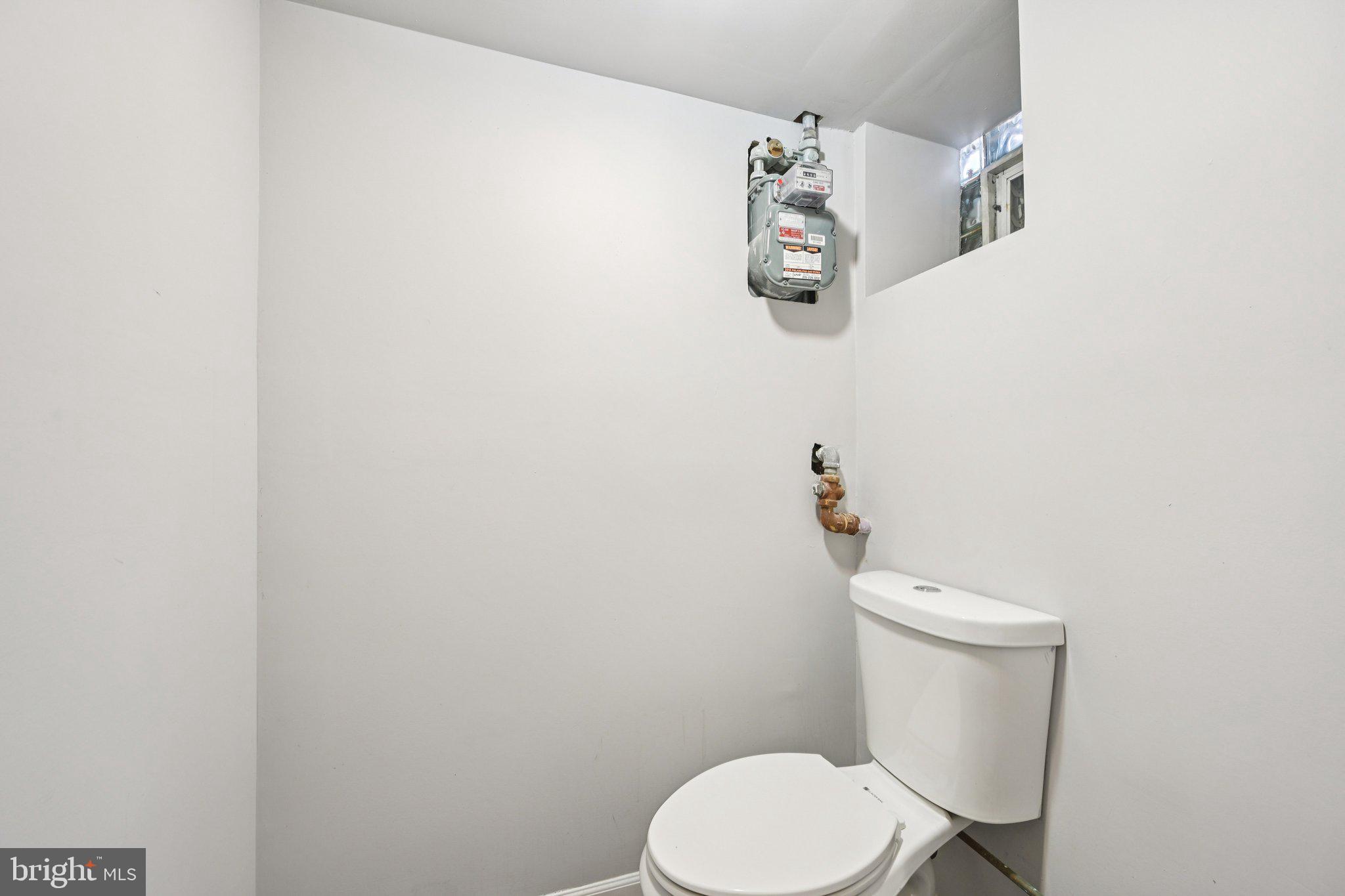 252 East Cheltenham Avenue Philadelphia, PA 19120 - Photo 19 of 23