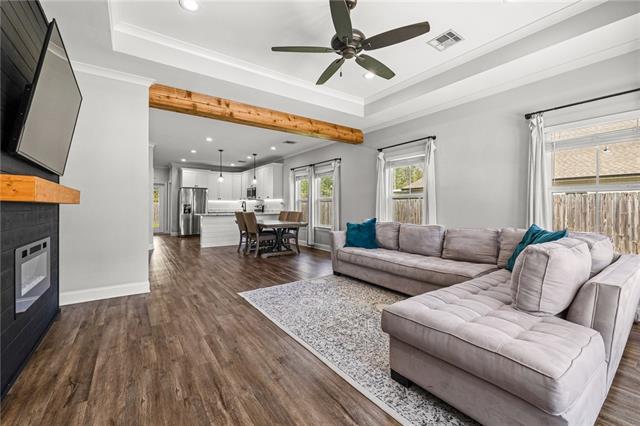 66057 Oak Street Mandeville, LA 70448 - Photo 2 of 25