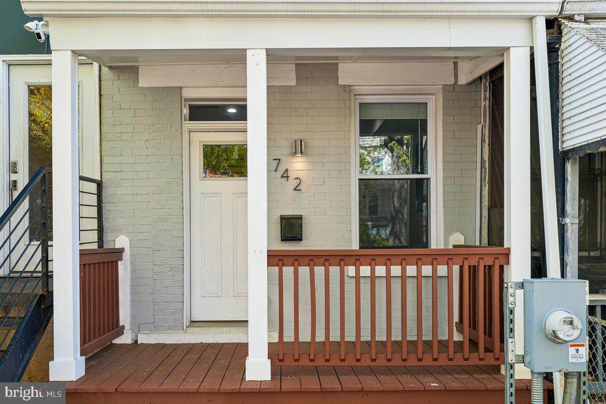 742 Irving Street Northwest Washington, DC 20010 - Photo 2 of 32