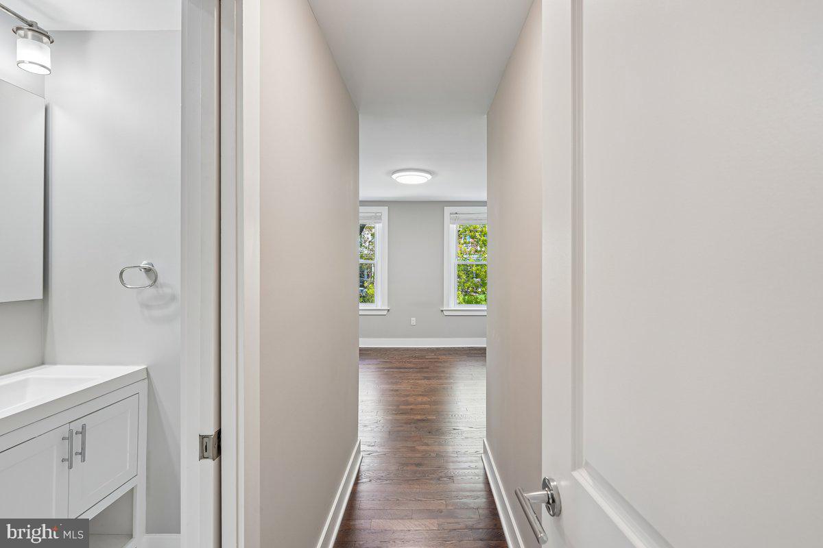 742 Irving Street Northwest Washington, DC 20010 - Photo 30 of 32