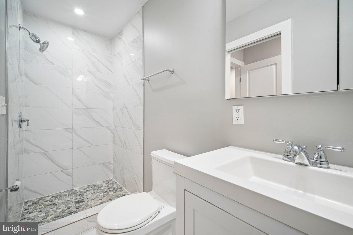 742 Irving Street Northwest Washington, DC 20010 - Photo 31 of 32