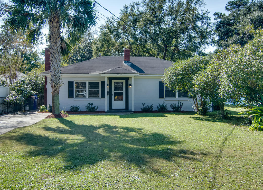 1219 Chesterfield Road North Charleston, SC 29405 - Photo 1 of 30 cs1611033-1001