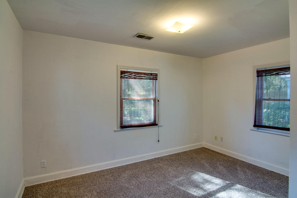 1219 Chesterfield Road North Charleston, SC 29405 - Photo 18 of 30 cs1611033-1019