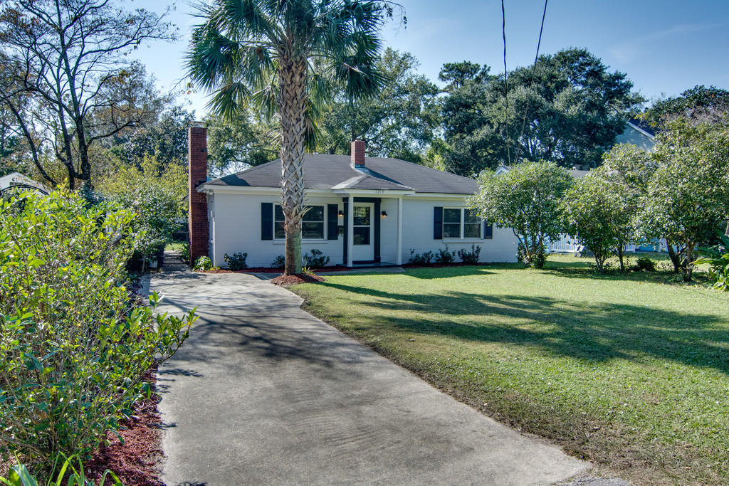 1219 Chesterfield Road North Charleston, SC 29405 - Photo 3 of 30 cs1611033-1003