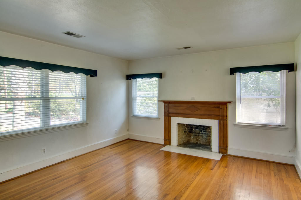1219 Chesterfield Road North Charleston, SC 29405 - Photo 7 of 30 cs1611033-1007