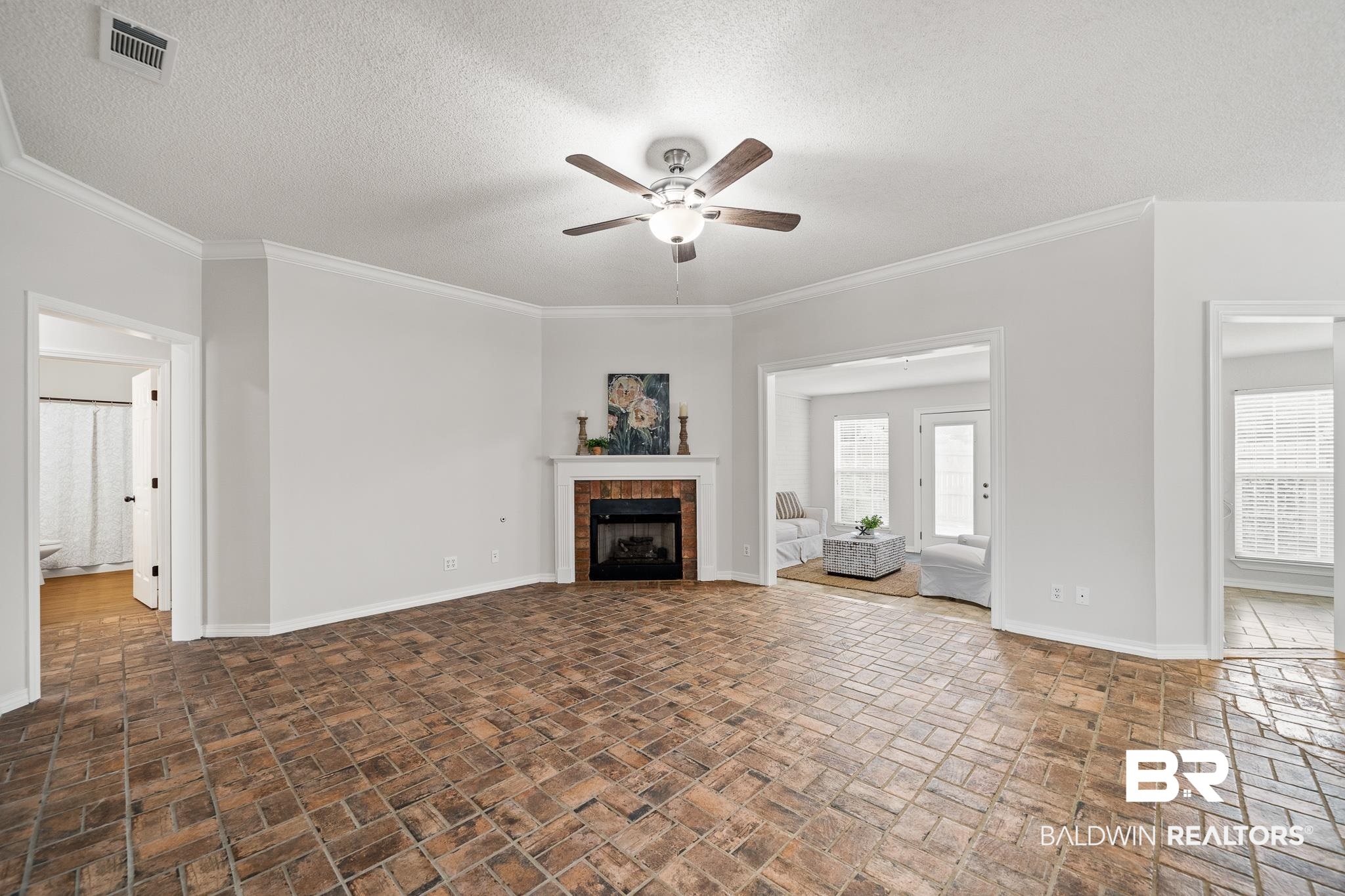 7334 Highpointe Place East Daphne, AL 36527 - Photo 13 of 32 Living Room