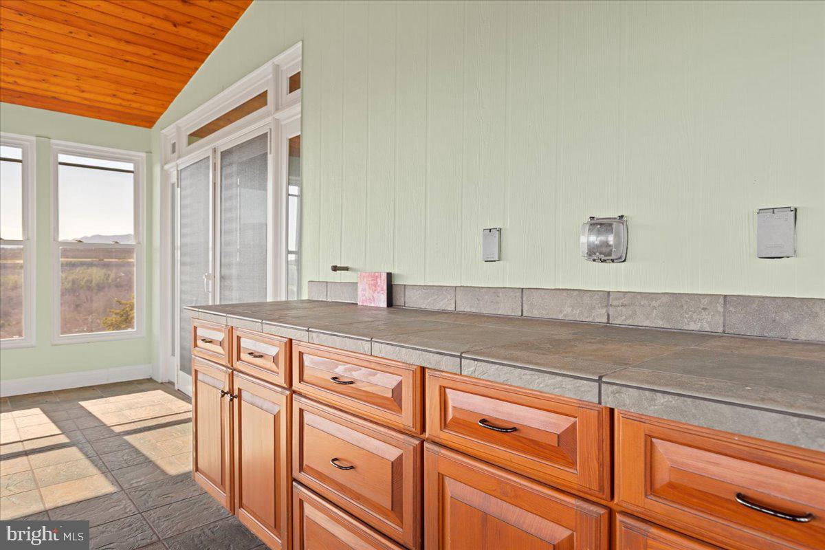 1406 Panhandle Road Bentonville, VA 22610 - Photo 54 of 118