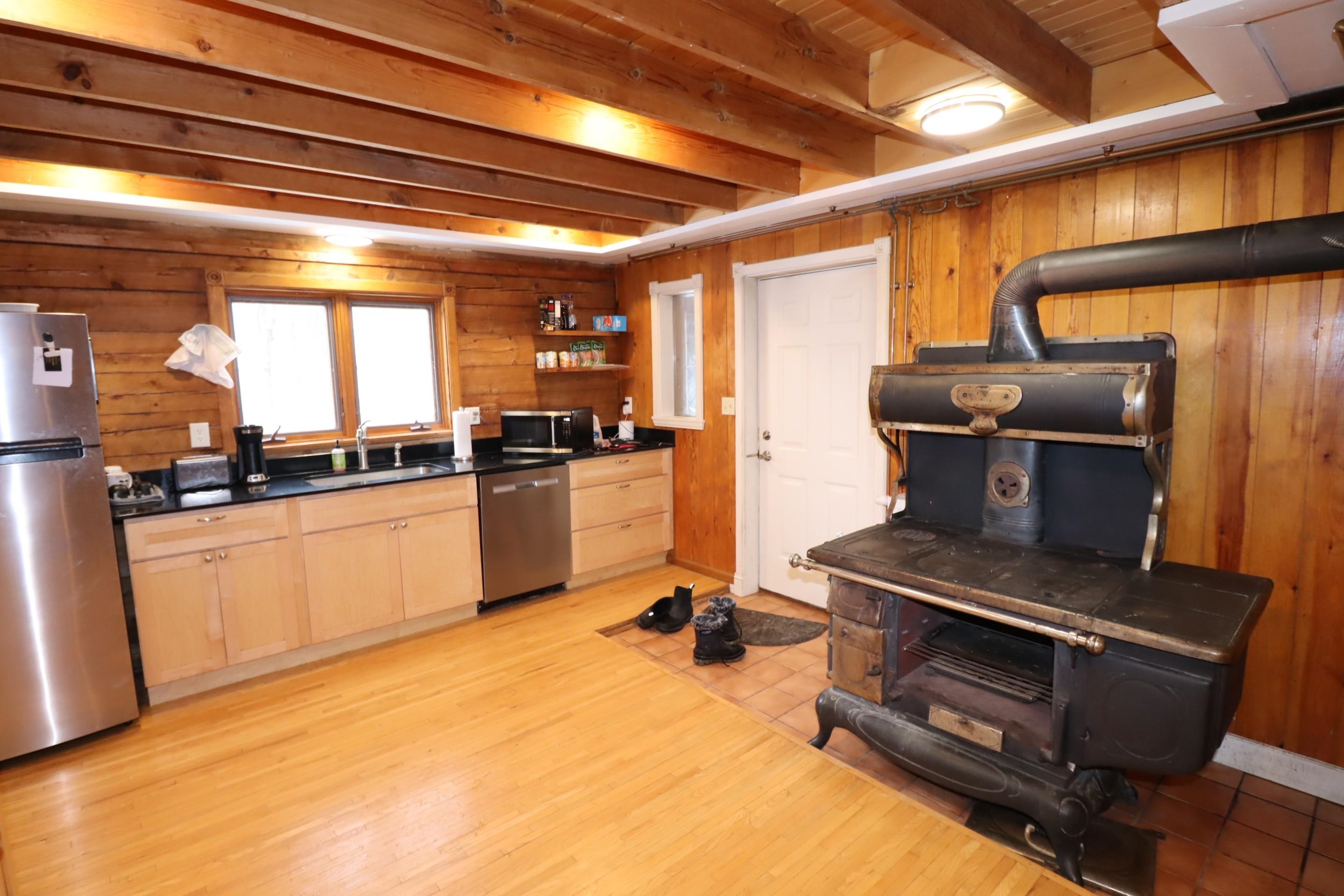 85455 Happy Hollow Road Bayfield, WI 54814 - Photo 14 of 60 Dream Kitchen