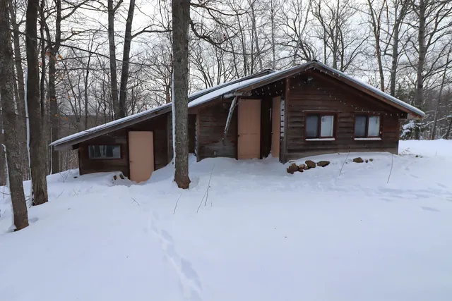 $399,900 | 85455 Happy Hollow Road, Bayfield, WI 54814